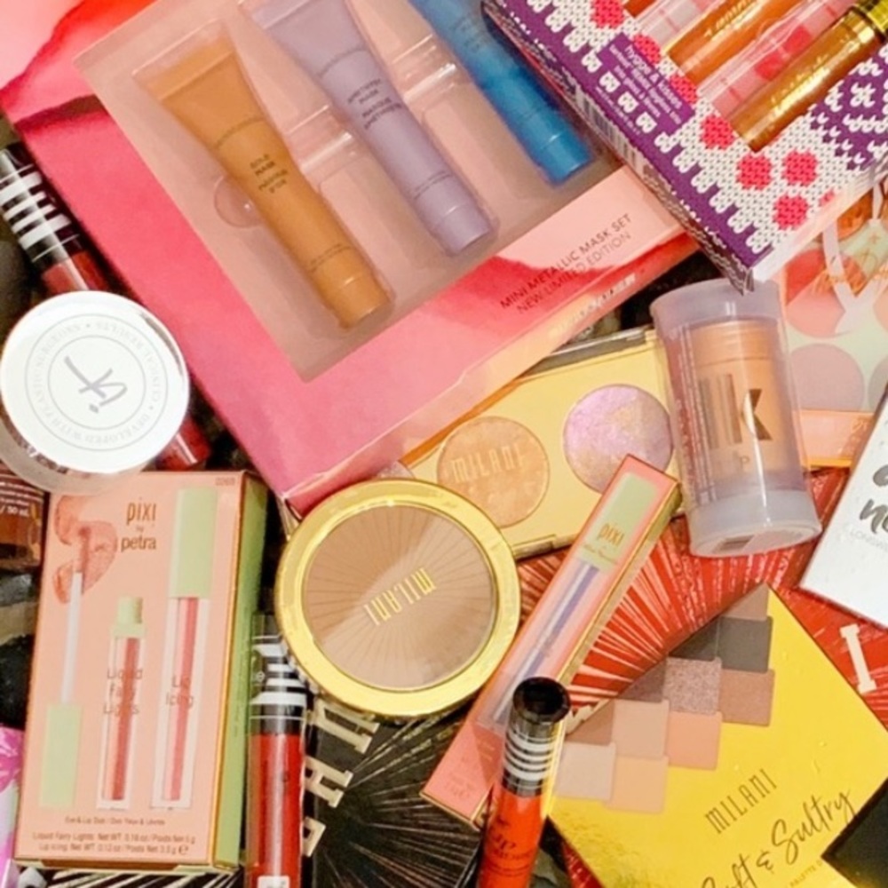 🎁Makeup Mystery Box